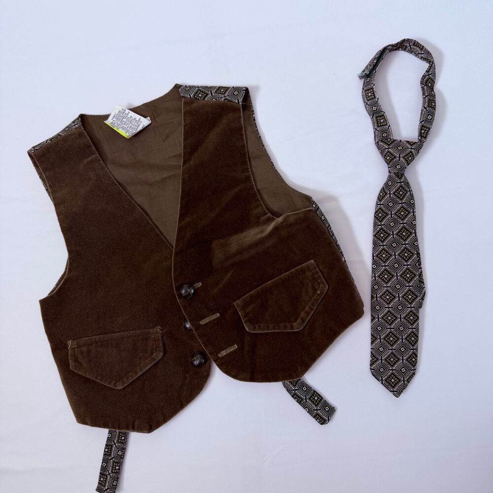 Vintage '97 Brown / Patterned Suit Vest w/ Matching Velcro Tie Sz 2T